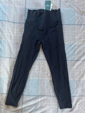 HALARA Black High-Waist Leggings